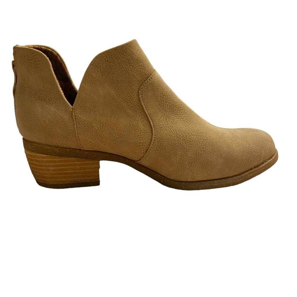 B.O.C. Lucy Ankle Boots Booties Cut-Out Faux Leather Block Heel Natural Size 8